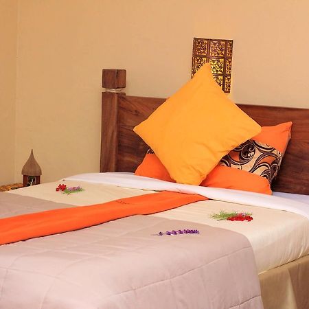 Lake Mulehe Gorilla Lodge Kisoro Ngoại thất bức ảnh