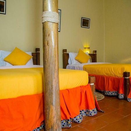 Lake Mulehe Gorilla Lodge Kisoro Ngoại thất bức ảnh